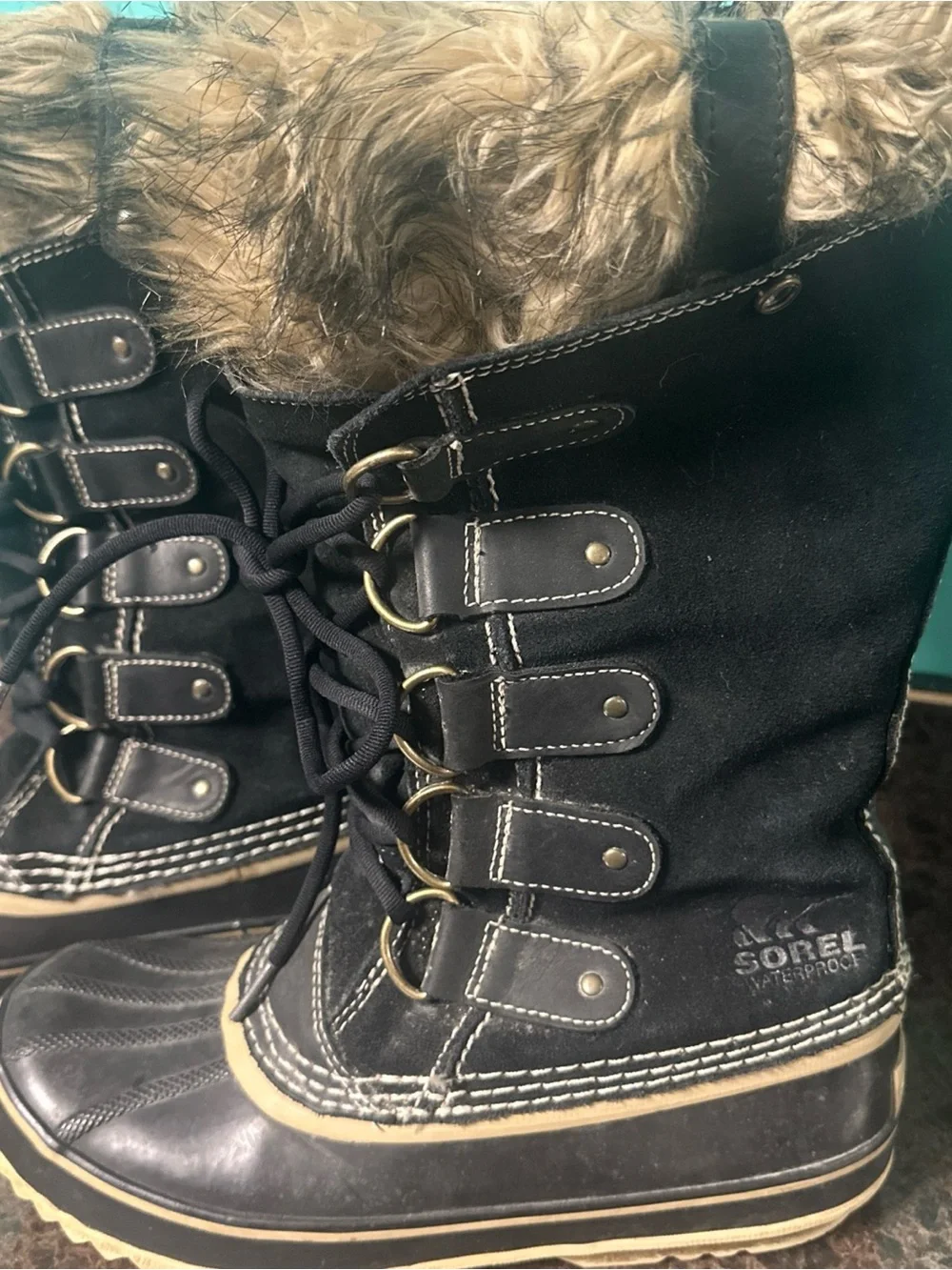 Sorel Women's Black Fur-Trim Lace-Up Winter Boots